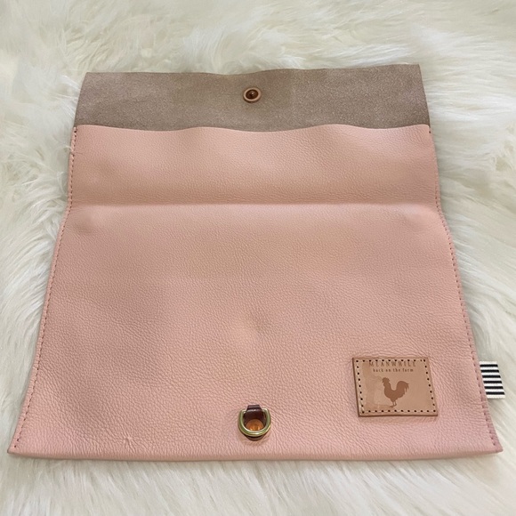 🆕 Foldover Clutch & Crossbody - NWOT - Picture 11 of 13